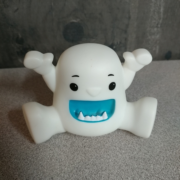 Yeti Toy Figure Yeti in My Spaghetti Game Replacement Figure Only - Picture 1 of 7